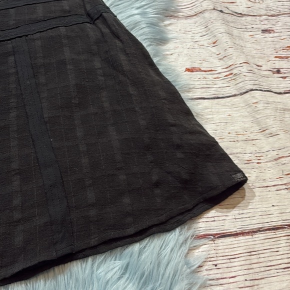 Prana Erin Black Striped Skirt sz 4 - Picture 4 of 11